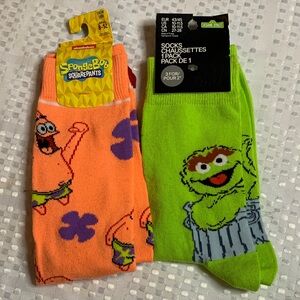 Adult SpongeBob SquarePants Orange socks  and Green Sesame Street socks.